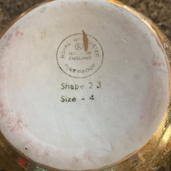 5 Royal Worcester Small Gold Decorative Turine (size 4) - Picture 5 of 12